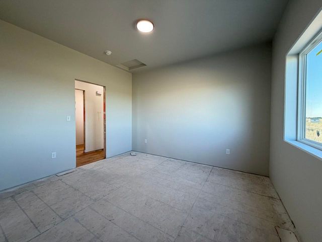3809 Grayson Drive, Burlington, ND 58722