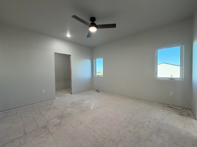 3809 Grayson Drive, Burlington, ND 58722