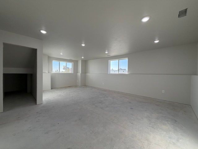 3809 Grayson Drive, Burlington, ND 58722