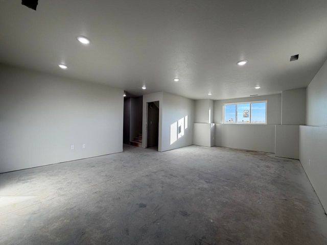 3809 Grayson Drive, Burlington, ND 58722