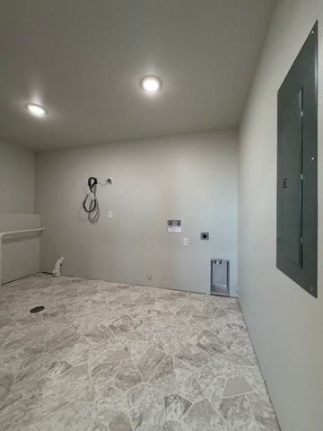 3809 Grayson Drive, Burlington, ND 58722
