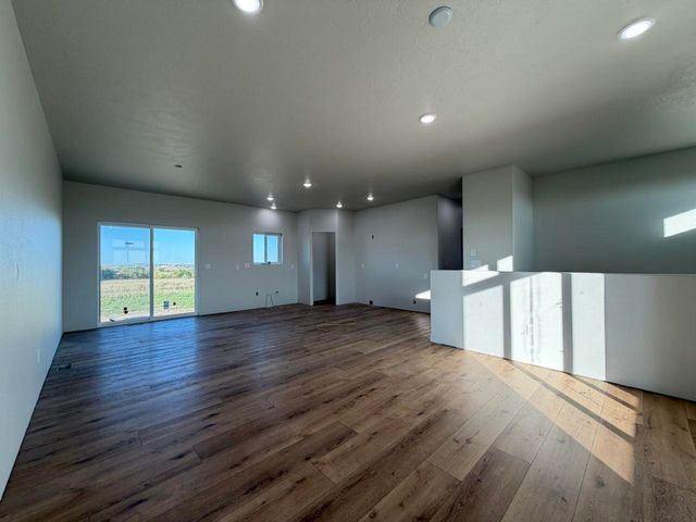 3809 Grayson Drive, Burlington, ND 58722