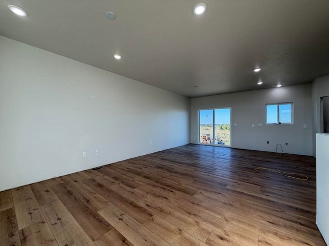 3809 Grayson Drive, Burlington, ND 58722