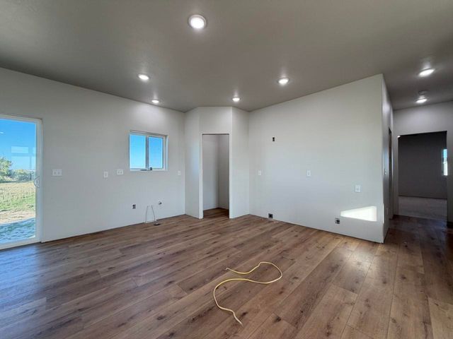 3809 Grayson Drive, Burlington, ND 58722