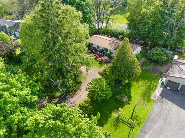 5063 Williamson On The, Williamson, NY 14589