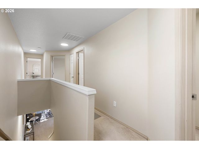 9304 N RICHMOND Ave, Portland, OR 97203