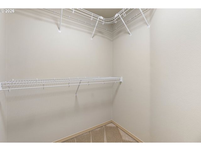 9304 N RICHMOND Ave, Portland, OR 97203