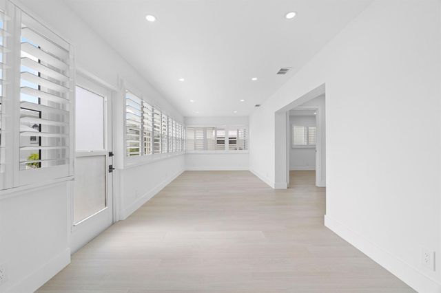 1304 SW 23rd Street, Boynton Beach, FL 33426