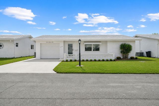 1304 SW 23rd Street, Boynton Beach, FL 33426