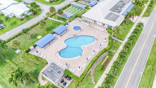 1304 SW 23rd Street, Boynton Beach, FL 33426