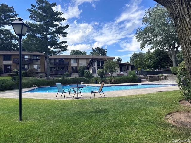 136 Sierra Vista Lane, Valley Cottage, NY 10989