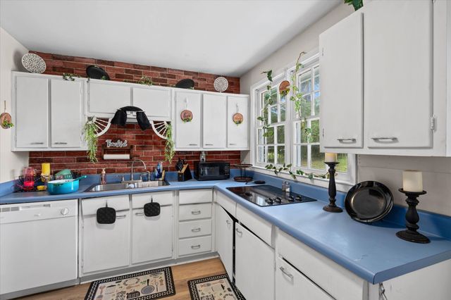 5108 Garland St, Mobile, AL 36618