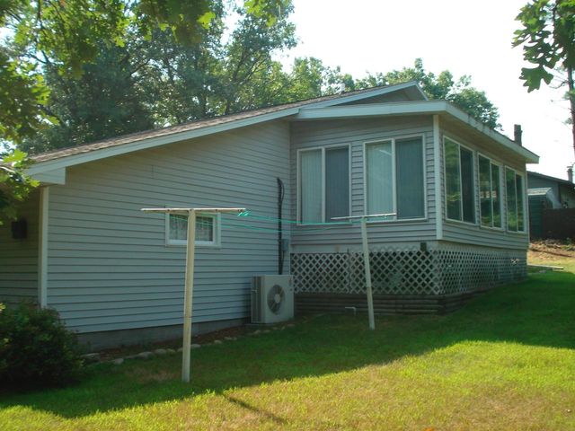 500 S TOWNLINE ROAD, Wautoma, WI 54982