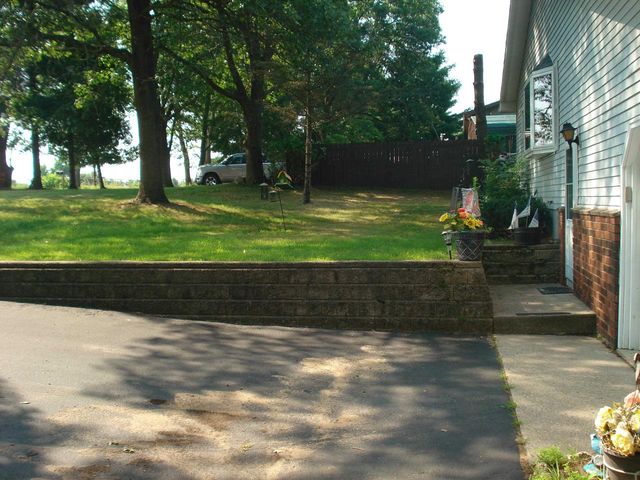 500 S TOWNLINE ROAD, Wautoma, WI 54982