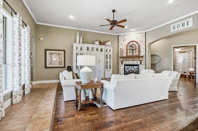 3304 Twin Lakes Drive, Celina, TX 75078