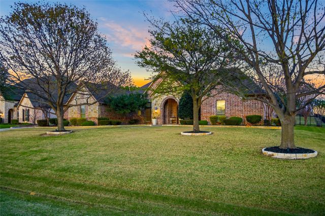 3304 Twin Lakes Drive, Celina, TX 75078