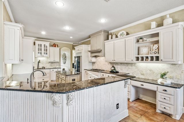 3304 Twin Lakes Drive, Celina, TX 75078