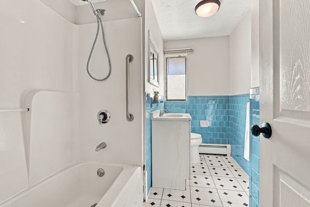 5 Judith Rd, Chelmsford, MA 01824