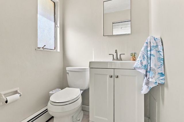 5 Judith Rd, Chelmsford, MA 01824