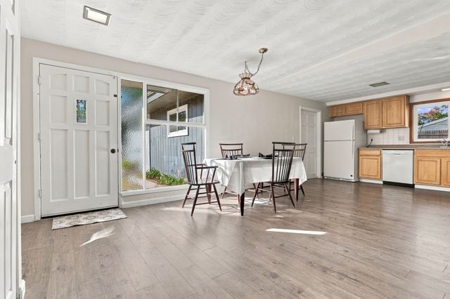 5 Judith Rd, Chelmsford, MA 01824