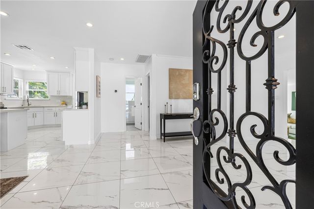 1320 N Catalina, Burbank, CA 91505