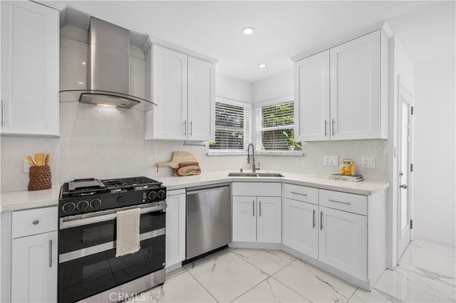 1320 N Catalina, Burbank, CA 91505