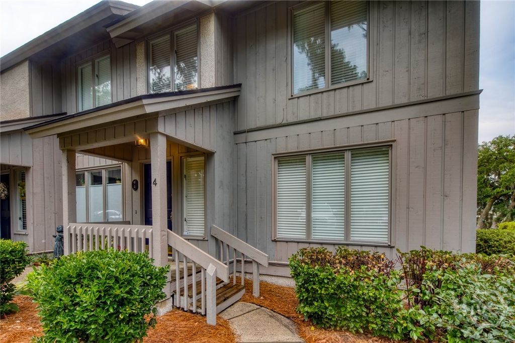 6808 LaRoche Avenue 4, Savannah, GA 31406