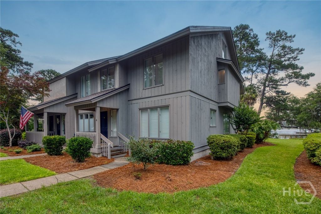 Image 37 of property listing at 6808 LaRoche Avenue 4, Savannah, GA 31406