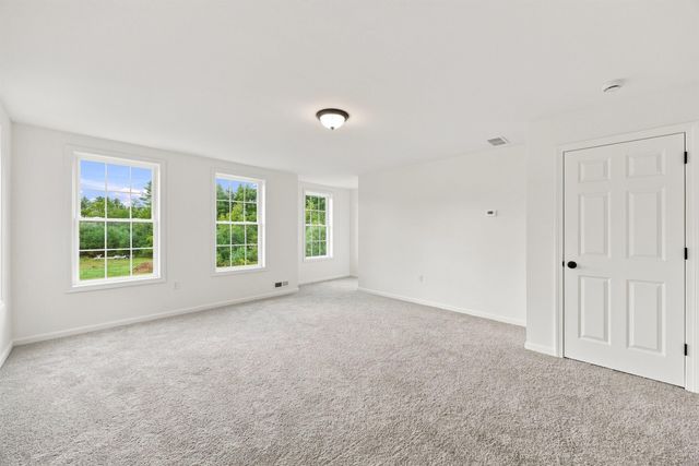 27 Brook View Road, Newport, NH 03773