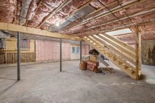 27 Brook View Road, Newport, NH 03773