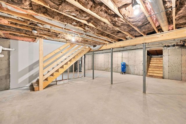 27 Brook View Road, Newport, NH 03773