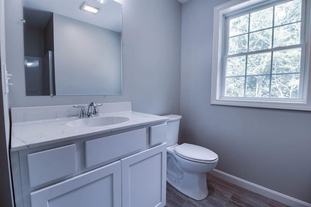 27 Brook View Road, Newport, NH 03773