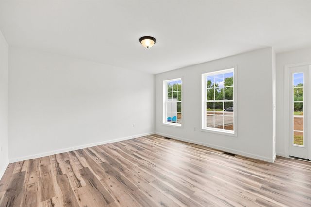 27 Brook View Road, Newport, NH 03773