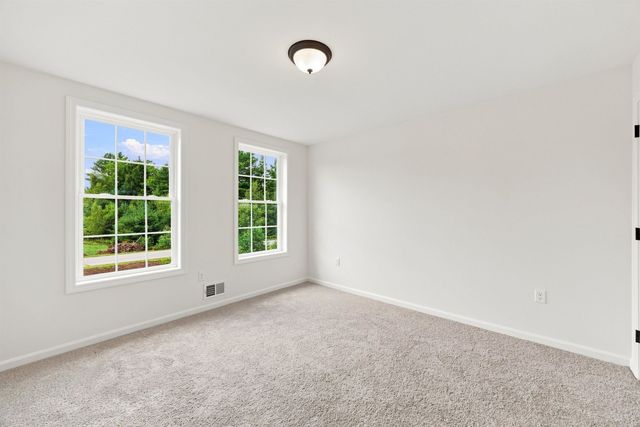 27 Brook View Road, Newport, NH 03773