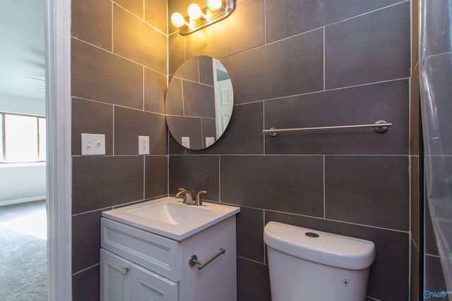 2225 Golf Road SW 509, Huntsville, AL 35802