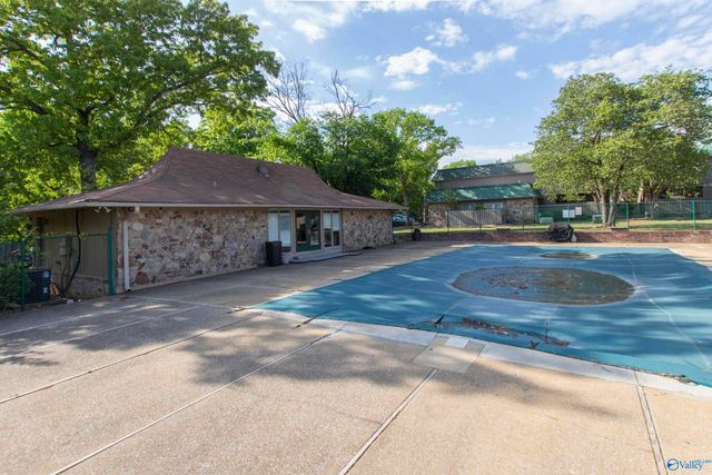 2225 Golf Road SW 509, Huntsville, AL 35802