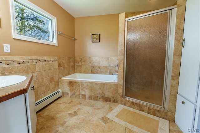 4111 Watervale Road, Pompey, NY 13104