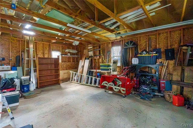 4111 Watervale Road, Pompey, NY 13104