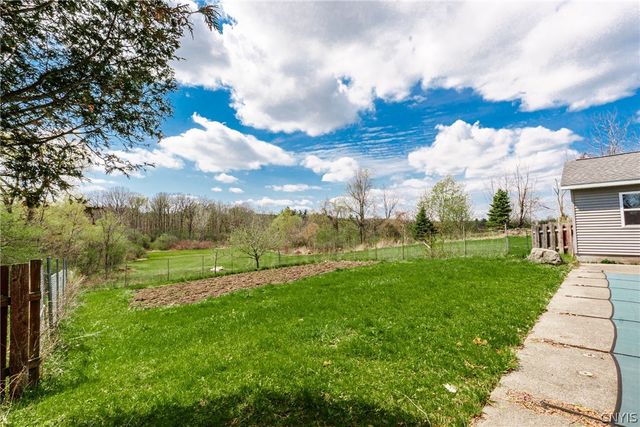 4111 Watervale Road, Pompey, NY 13104