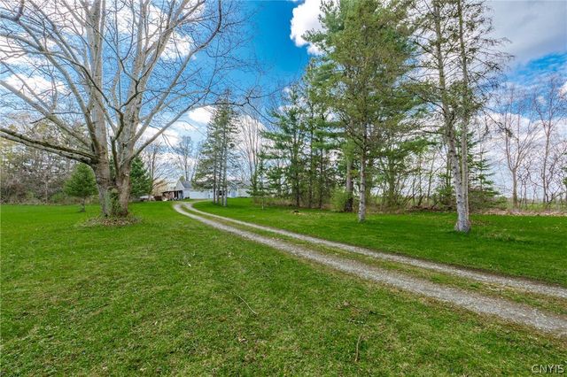 4111 Watervale Road, Pompey, NY 13104