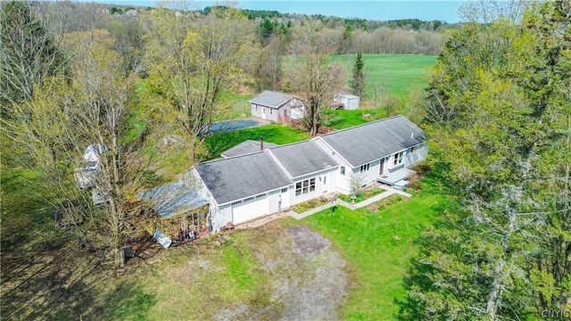 4111 Watervale Road, Pompey, NY 13104