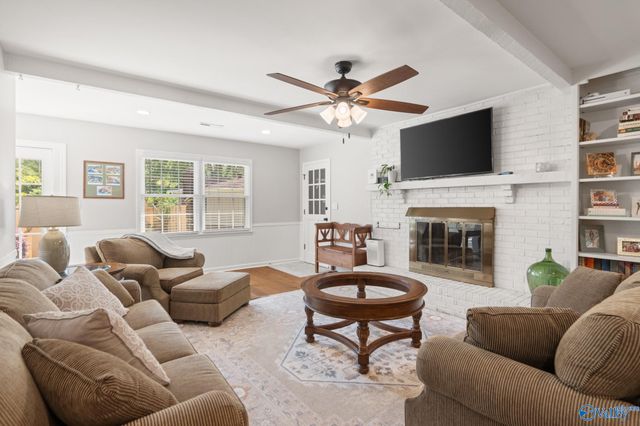 7702 Shadow Bend Drive SE, Huntsville, AL 35802