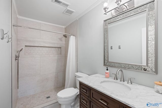 7702 Shadow Bend Drive SE, Huntsville, AL 35802