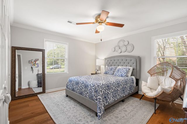7702 Shadow Bend Drive SE, Huntsville, AL 35802