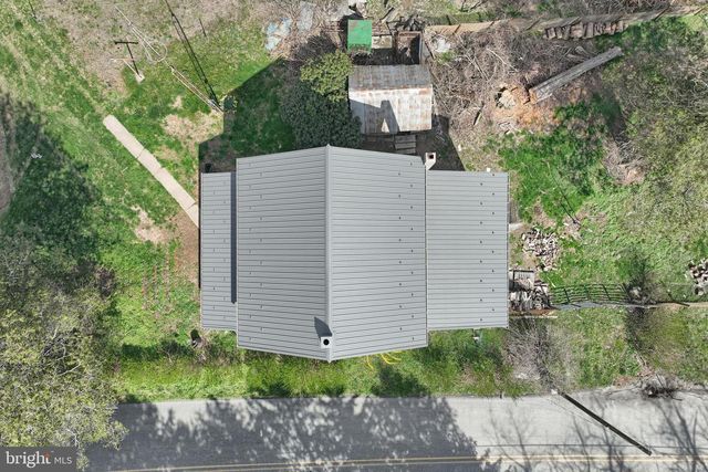 861 POFF ROAD, York, PA 17406