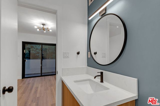 950 Havenhurst Drive 6, West Hollywood, CA 90046