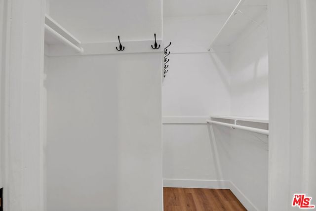 950 Havenhurst Drive 6, West Hollywood, CA 90046