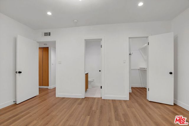 950 Havenhurst Drive 6, West Hollywood, CA 90046