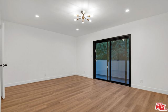 950 Havenhurst Drive 6, West Hollywood, CA 90046