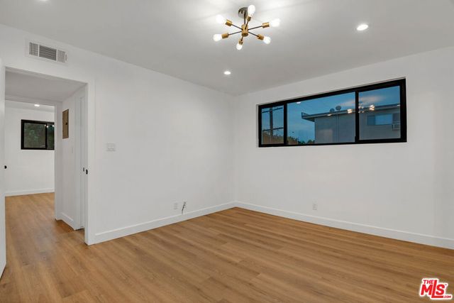 950 Havenhurst Drive 6, West Hollywood, CA 90046